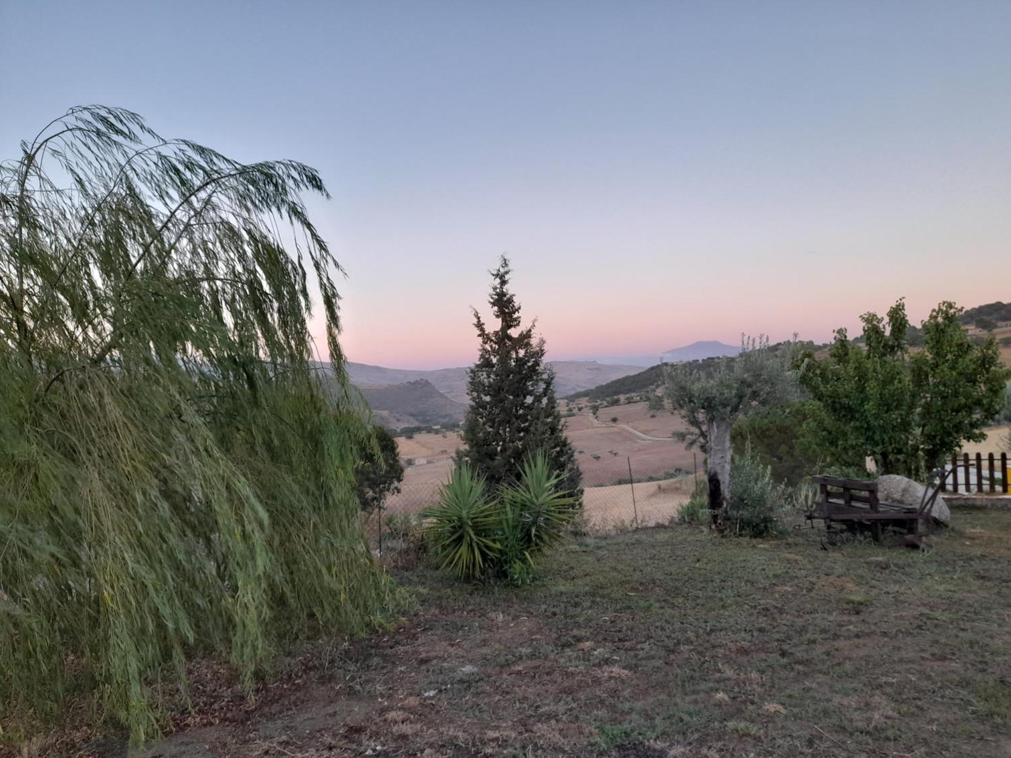 Agriturismo La Stragola Nicosia Exteriér fotografie